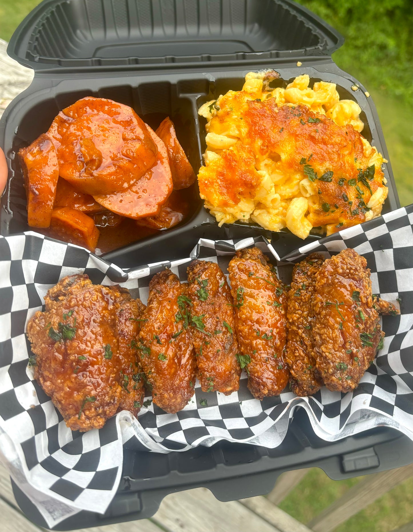 Soul Food Platter โ Glazed Fried Chicken Wings (Pre-order)